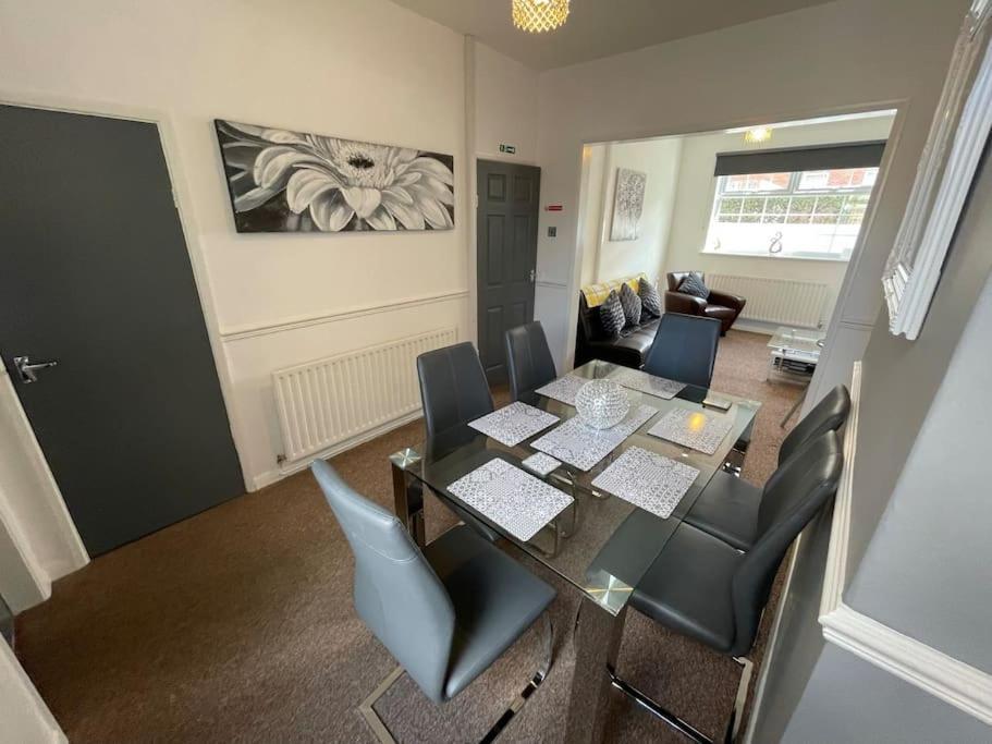 Lovely Seaside House In Cleethorpes - Sleeps 6 Buitenkant foto